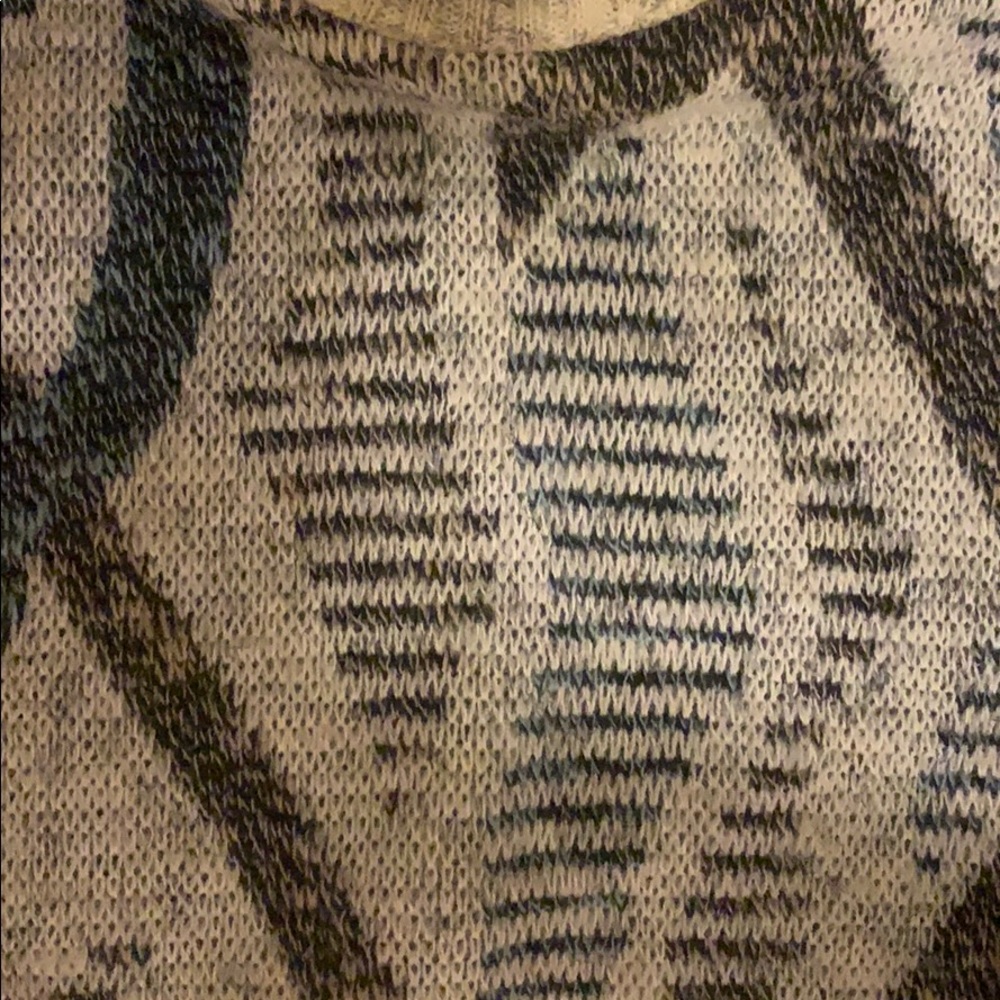 Sweater - Picture 3 of 3
